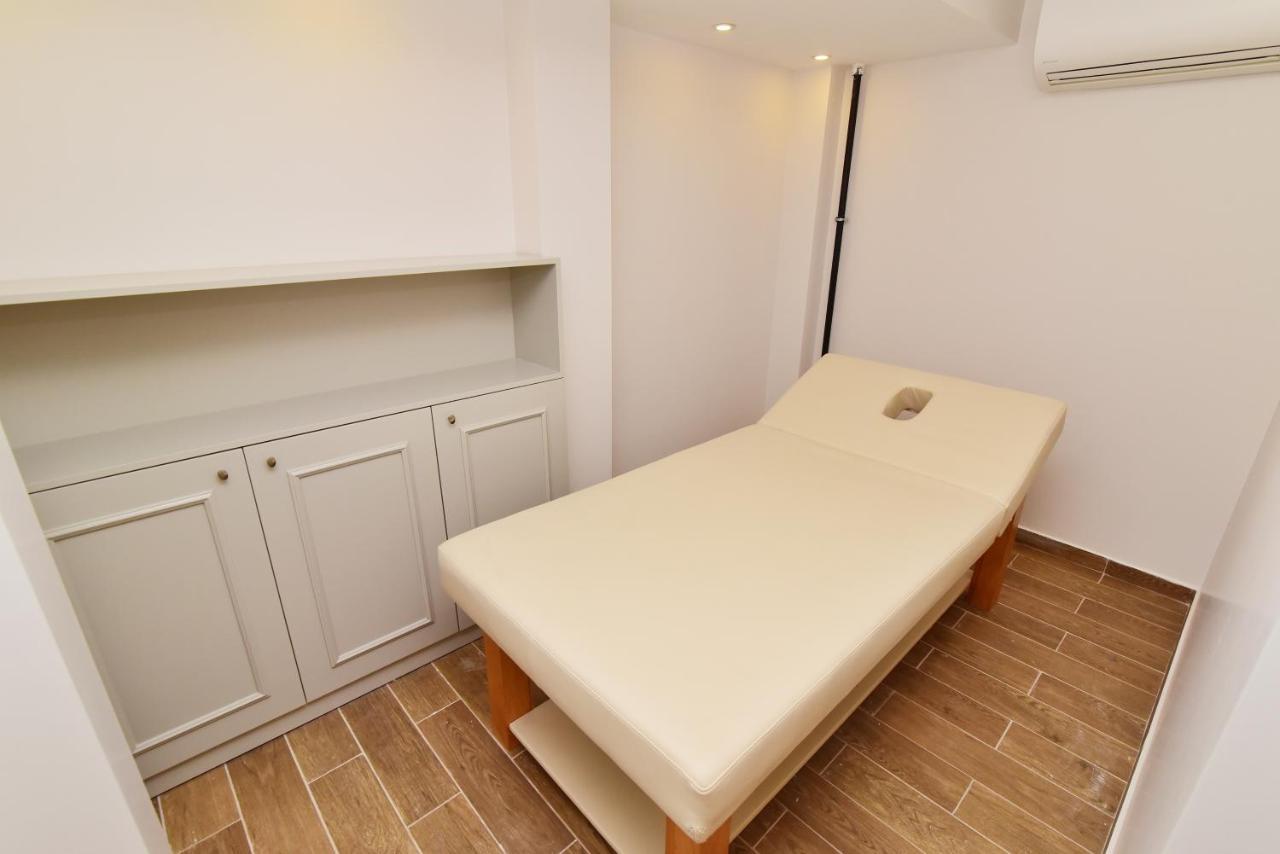 Serai Hotel Istanbul Bagian luar foto